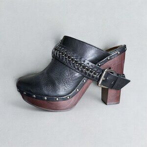 Gianni Bini Womens Leather Clogs 9 Black Chain Detailing Studded Chunky Heel